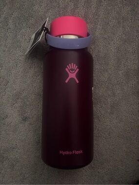 Hydro Flask Plum Bottle with Pink Lid and Lavender Handle